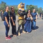Lobo-Guará da PM Ambiental anima Eixão Atípico