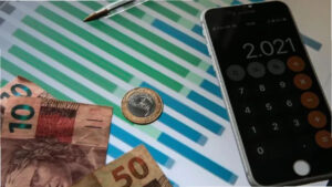 Mercado espera corte de 0,25 na Selic e ciclo de queda mais curto