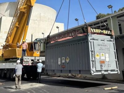 EUA extrai urânio enriquecido de reator nuclear na Venezuela