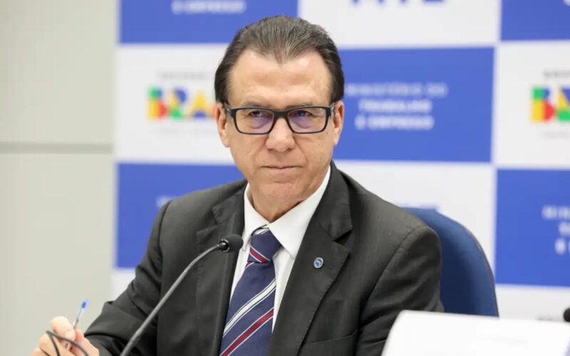 Marinho cobra Congresso sobre fim da 6x1 e trabalho por app