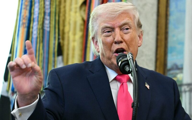 Salão de Trump na Casa Branca terá custo quase dobrado