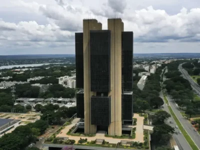 Banco Central corta Selic para 14% ao ano; Copom reduz juros pela 4ª vez