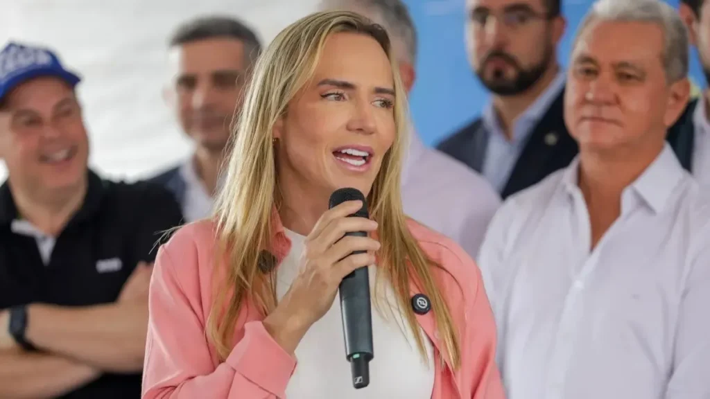 Celina Leão troca comando da Educação após queda no Ideb