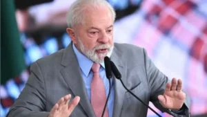 Lula e Flávio empatam tecnicamente no 2º turno, aponta Quaest